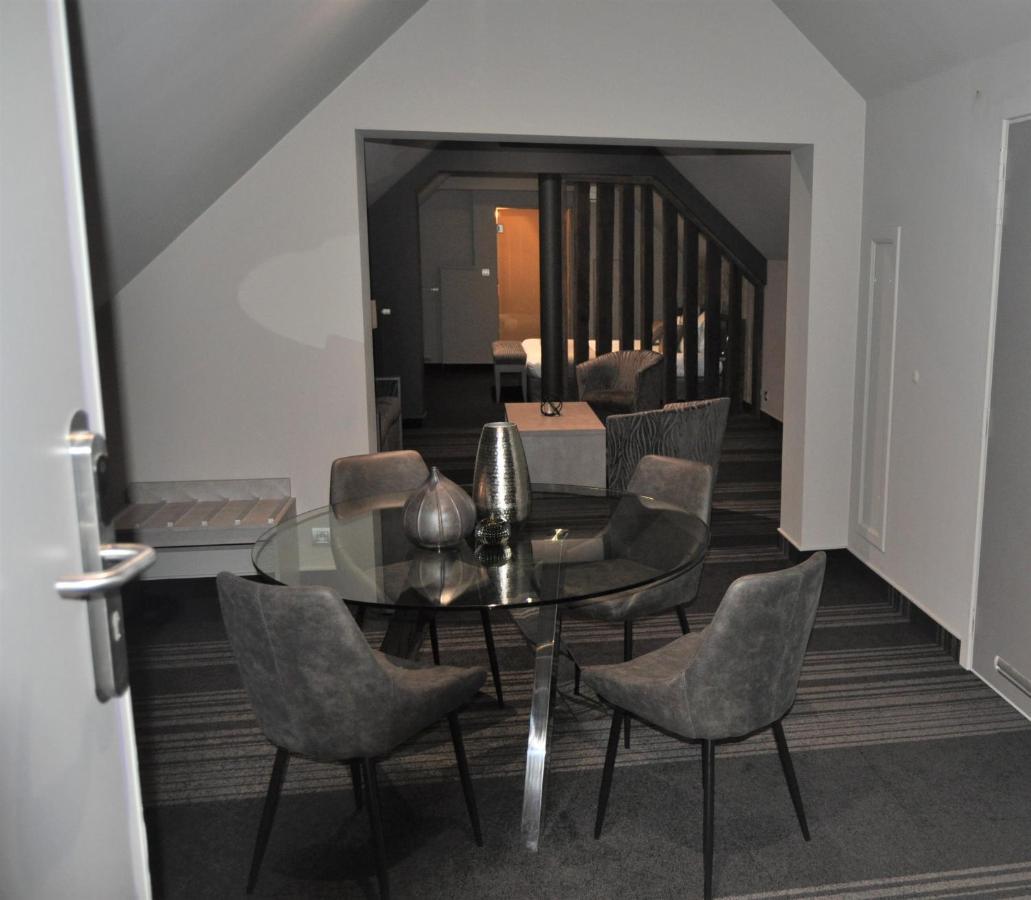 Hotel Saint Daniel Péruwelz Esterno foto
