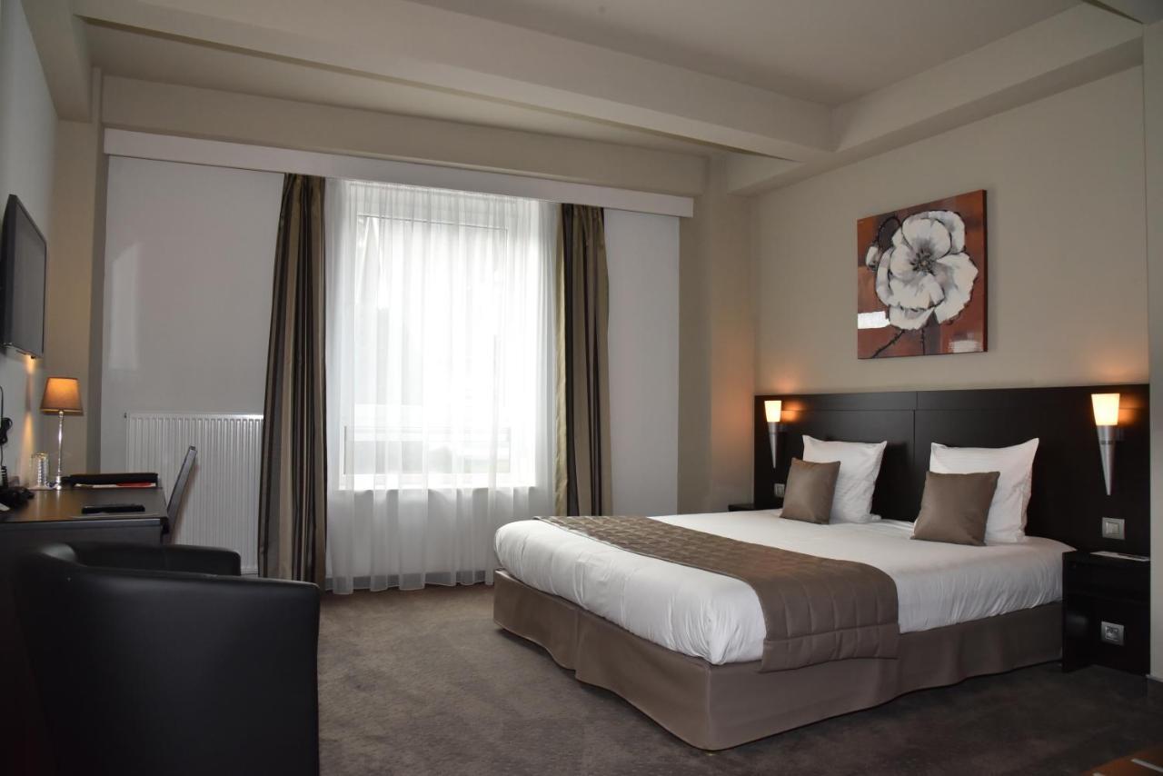 Hotel Saint Daniel Péruwelz Esterno foto
